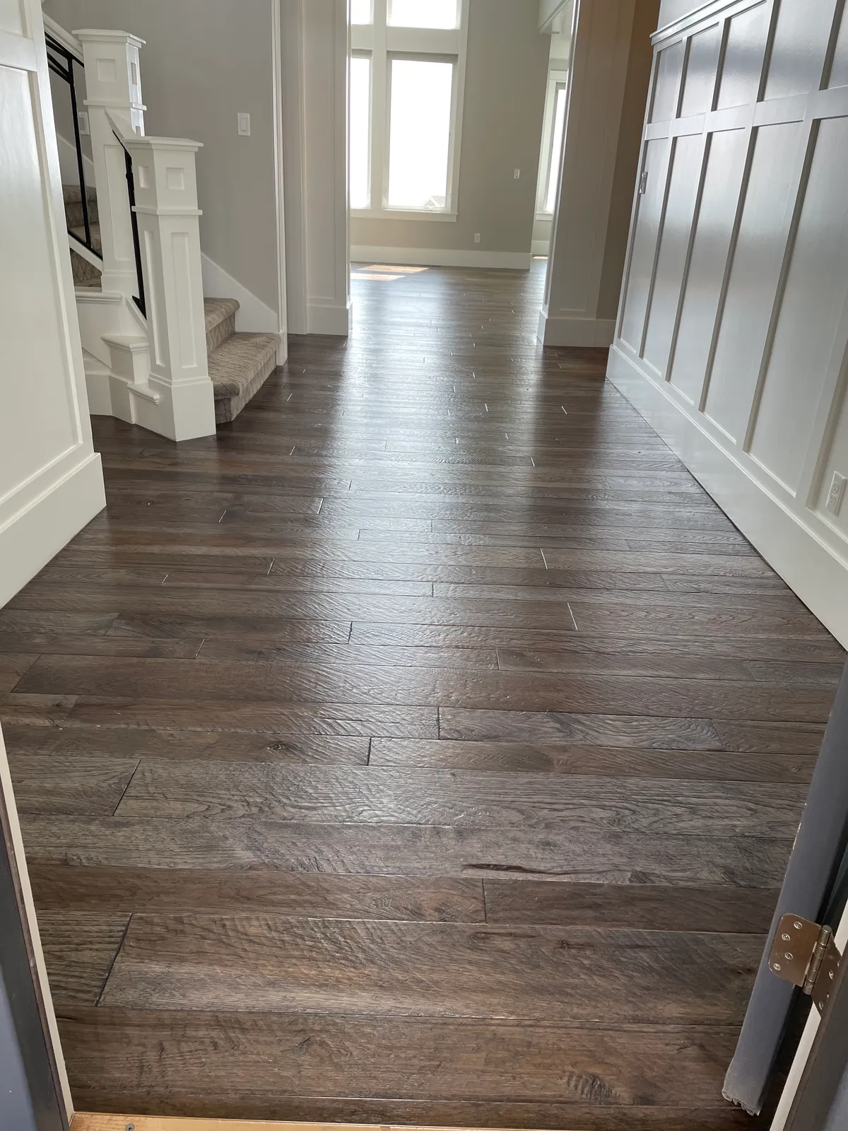 Grand entryway with hardwood floors, South Jordan, UT