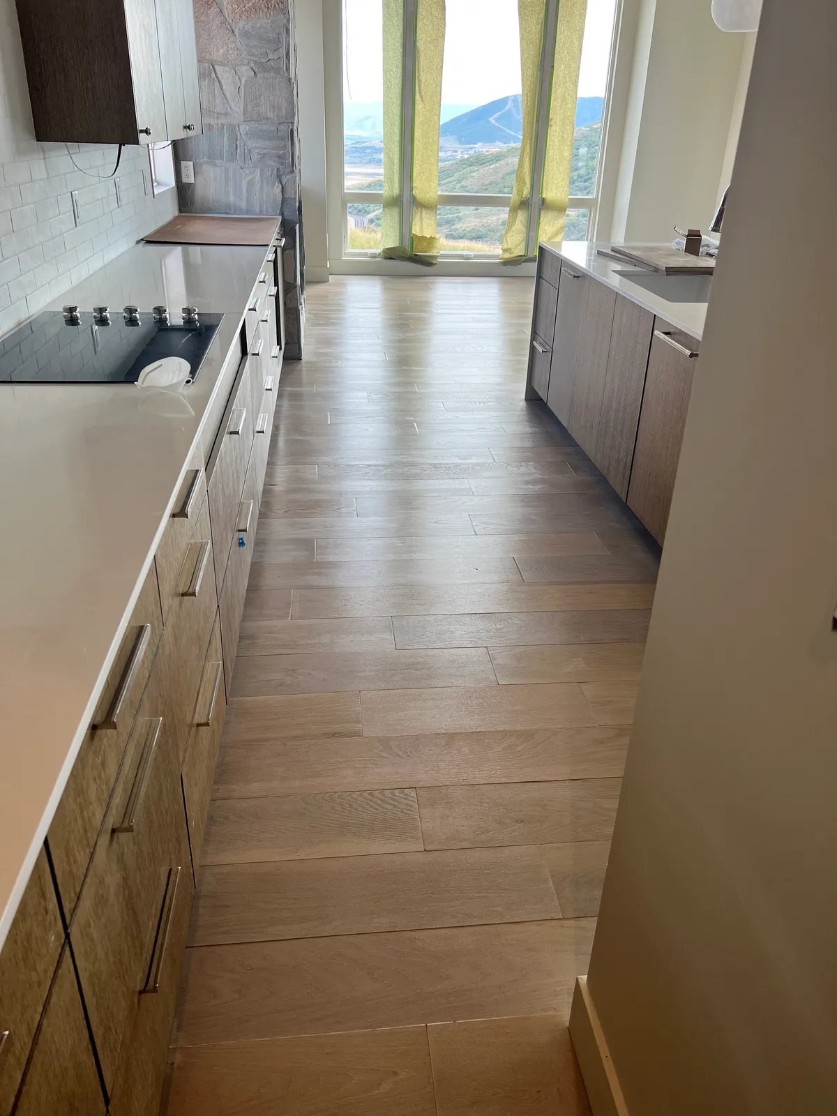 Kitchen and dining with hardwood floors, open plan, South Jordan, UT