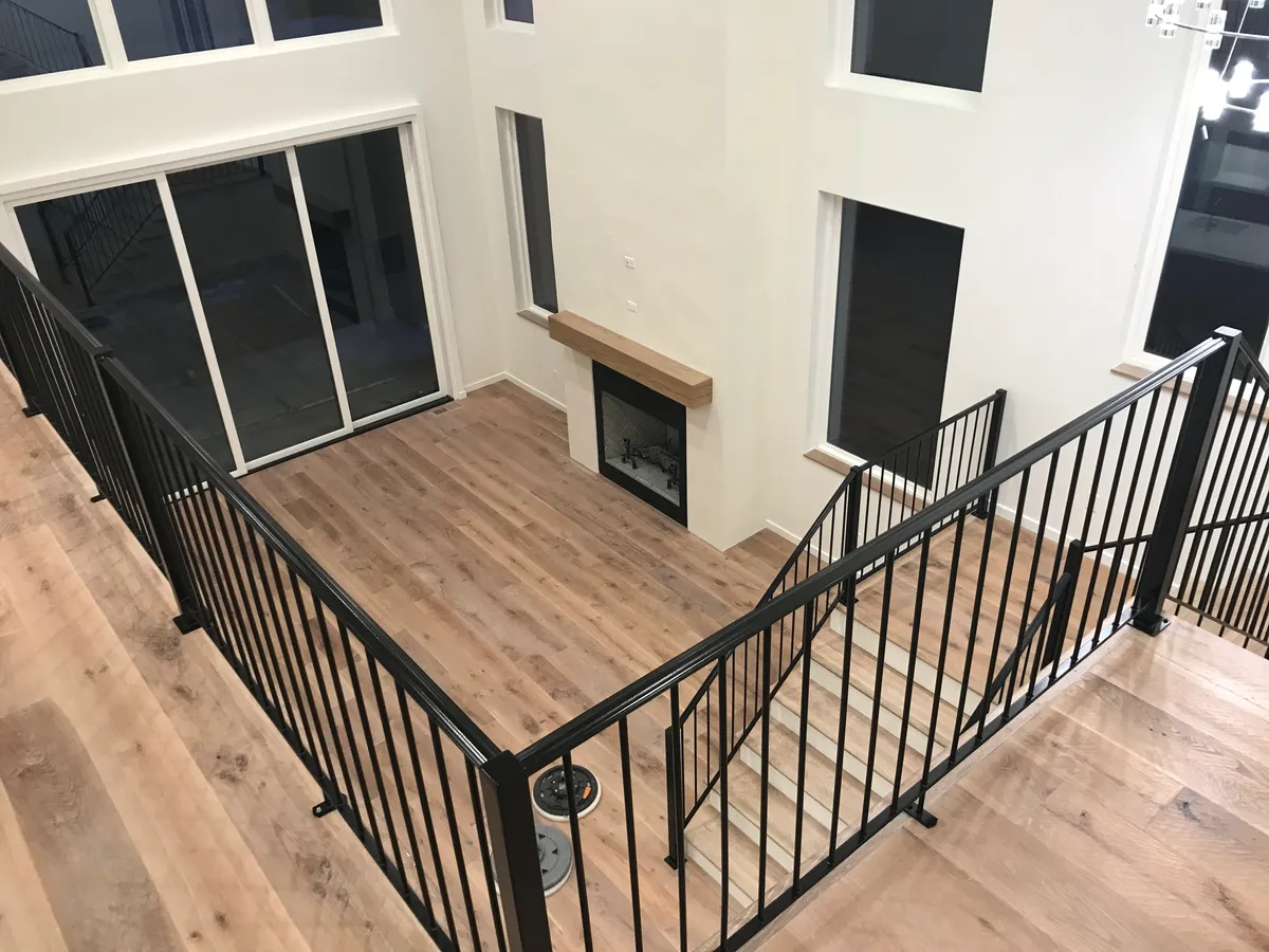 Open plan staircase with hardwood, Eagle Mountain, UT